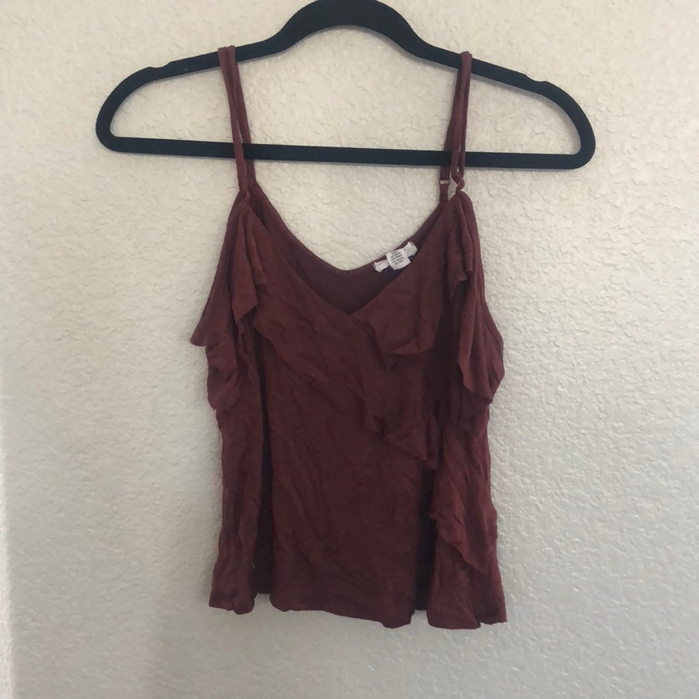 Off the shoulder crop tank top